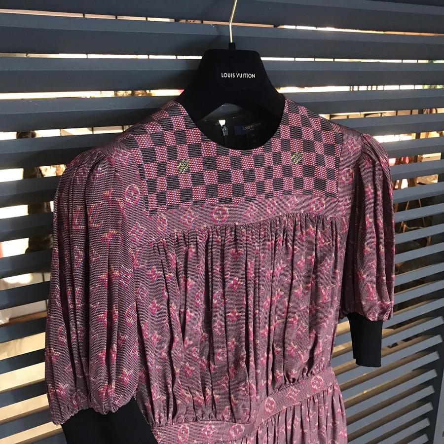 LOUIS VUITTON 【新品同様】ルイヴィトン LVポップ チュニック LOUIS VUITTON 【新品同様】ルイヴィトン LVポップ チュニック