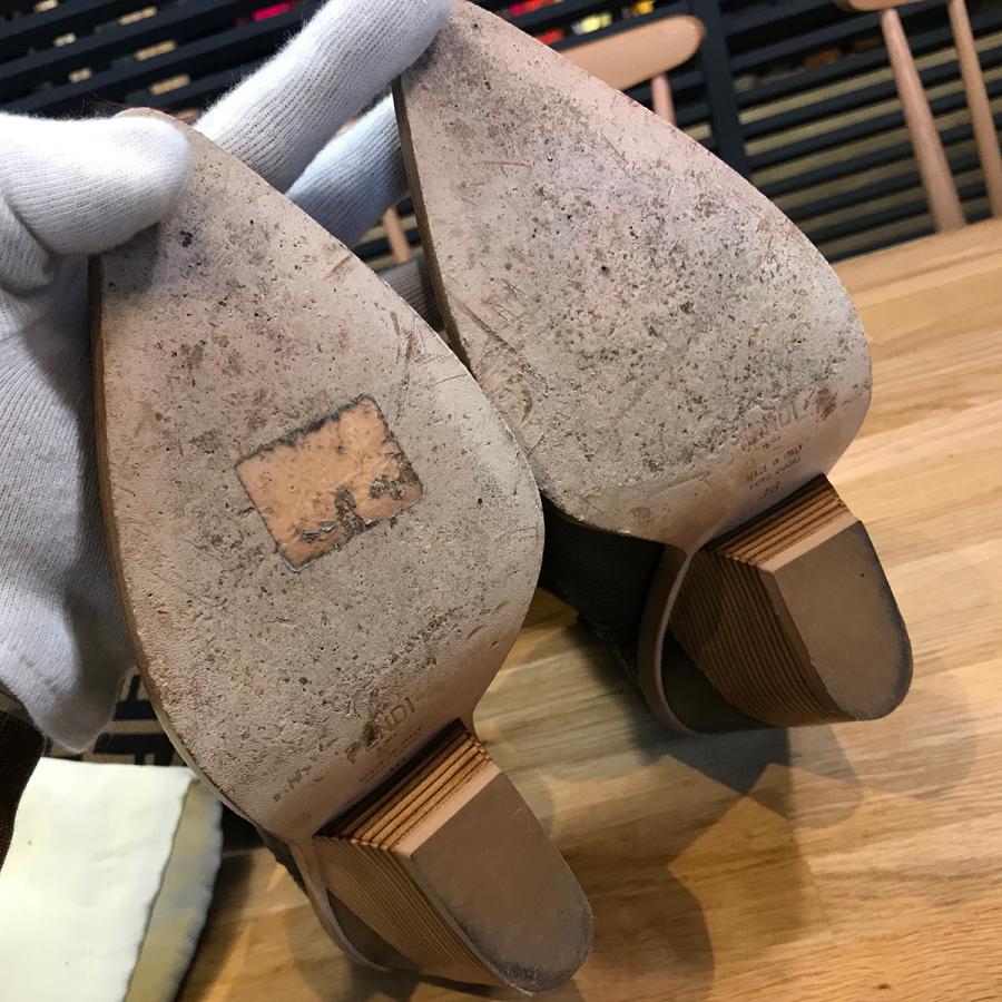 FENDI 【超美品】フェンディ ズッカ柄 FF柄 ソックスニーハイ FENDI 【超美品】フェンディ ズッカ柄 FF柄 ソックスニーハイ