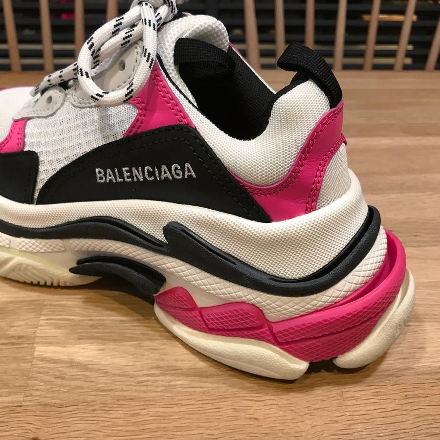 BALENCIAGA 【超美品】バレンシアガ TRIPLE S トリプルエス BALENCIAGA 【超美品】バレンシアガ TRIPLE S トリプルエス