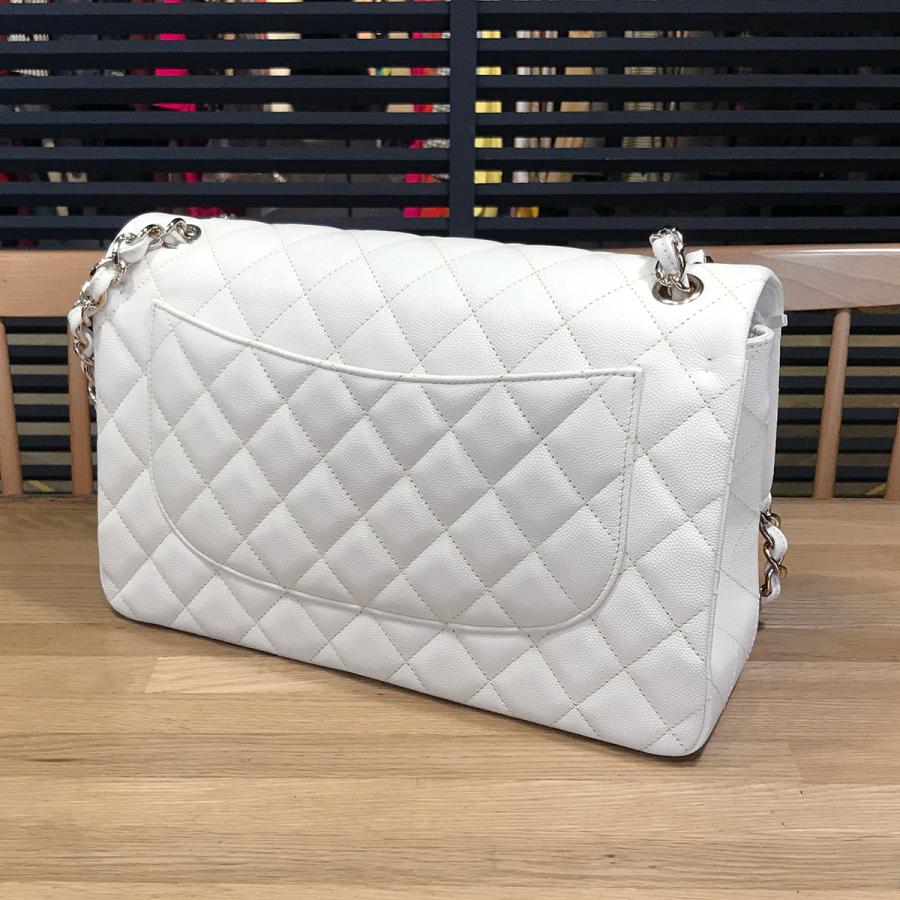 CHANEL 【新品同様】シャネル マトラッセ30 チェーンショルダー CHANEL 【新品同様】シャネル マトラッセ30 チェーンショルダー