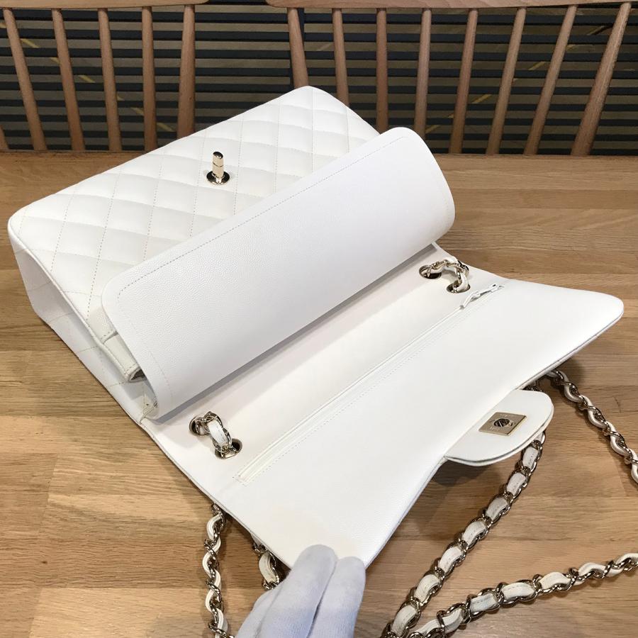 CHANEL 【新品同様】シャネル マトラッセ30 チェーンショルダー CHANEL 【新品同様】シャネル マトラッセ30 チェーンショルダー