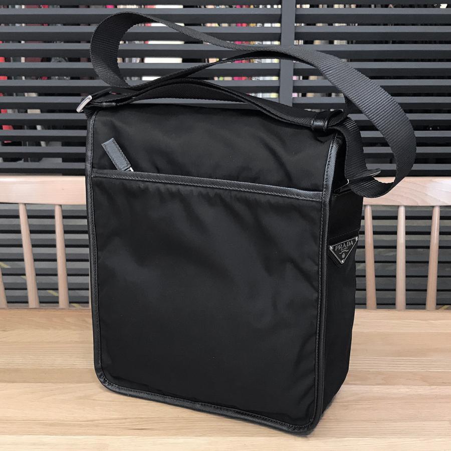 PRADA 【超美品】プラダ 斜め掛けショルダーバッグ ナイロン PRADA 【超美品】プラダ 斜め掛けショルダーバッグ ナイロン