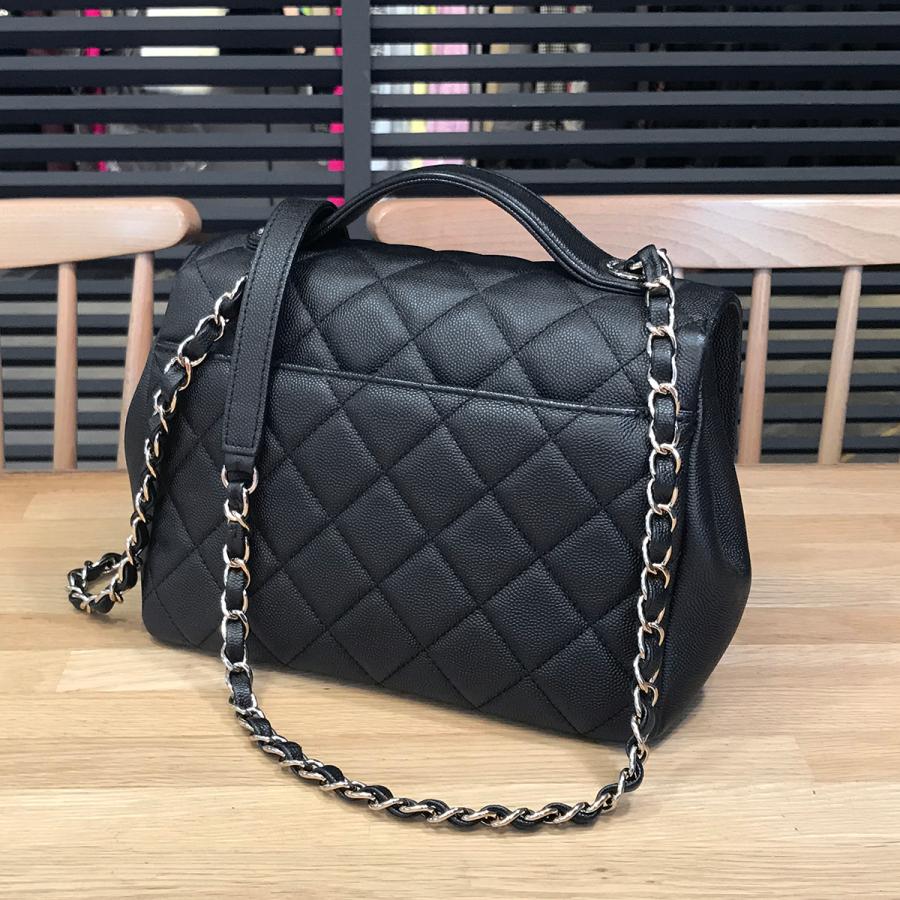 CHANEL 【新品同様】シャネル マトラッセ ビジネスアフィニティ