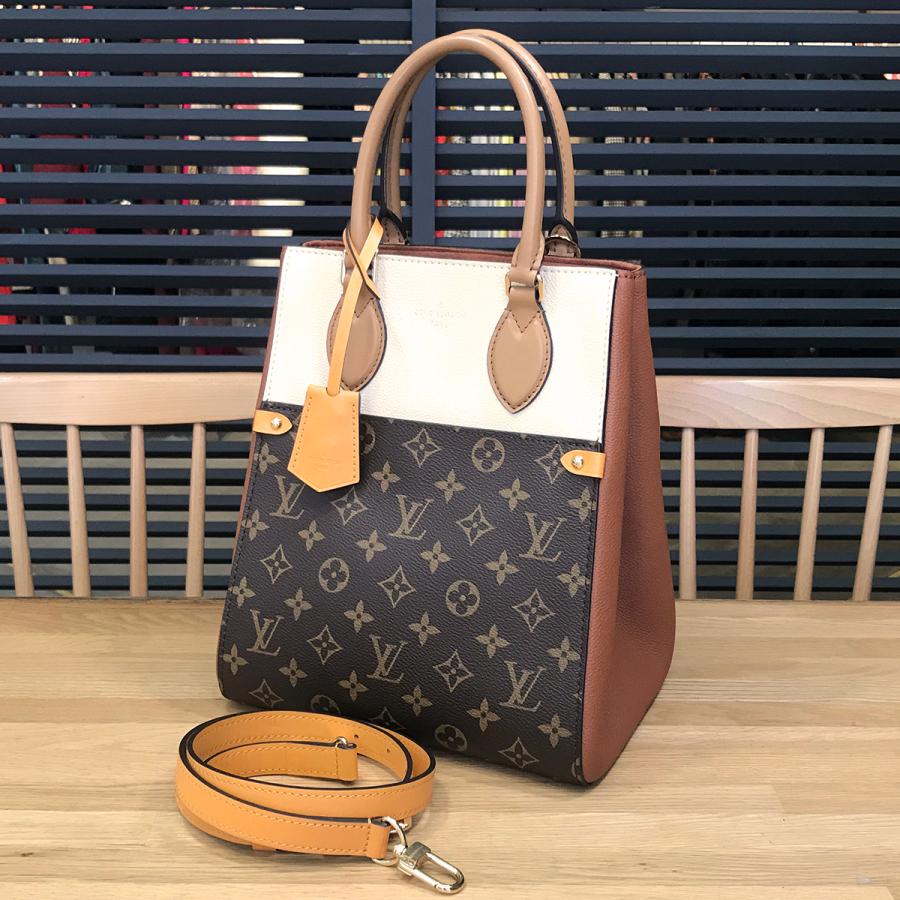LOUIS VUITTON 【未使用】ルイヴィトン モノグラム フォールド LOUIS VUITTON 【未使用】ルイヴィトン モノグラム フォールド