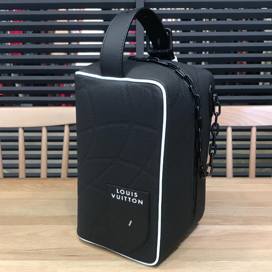 LOUIS VUITTON 【新品未使用】ルイヴィトン クローク LOUIS VUITTON 【新品未使用】ルイヴィトン クローク