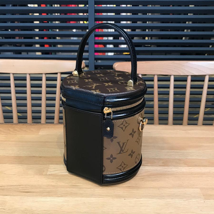 LOUIS VUITTON 【新品未使用】ルイヴィトン モノグラムリバース LOUIS VUITTON 【新品未使用】ルイヴィトン モノグラムリバース