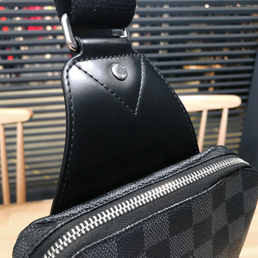 LOUIS VUITTON 【美品】ルイヴィトン ダミエグラフィット LOUIS VUITTON 【美品】ルイヴィトン ダミエグラフィット