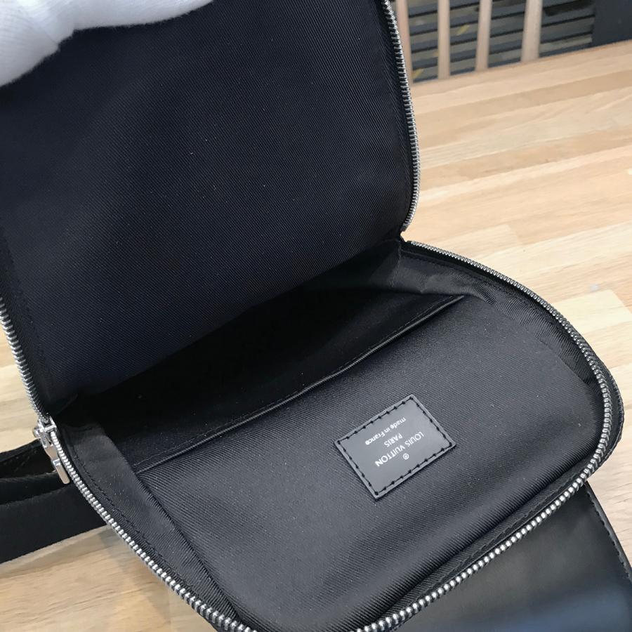 LOUIS VUITTON 【美品】ルイヴィトン ダミエグラフィット LOUIS VUITTON 【美品】ルイヴィトン ダミエグラフィット