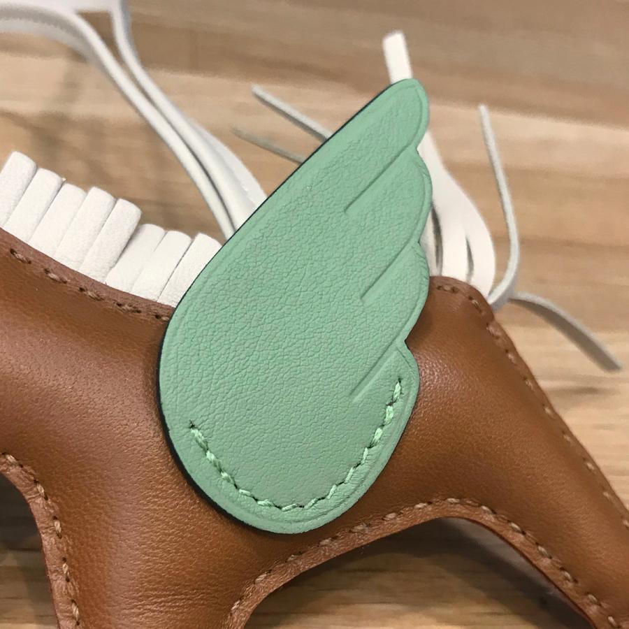 HERMES 【新品未使用】エルメス ロデオ ペガサス PM ゴールド HERMES 【新品未使用】エルメス ロデオ ペガサス PM ゴールド
