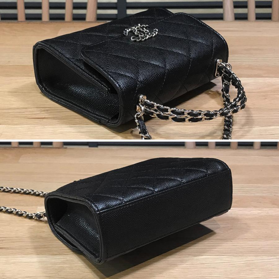 CHANEL 【新品未使用】シャネル マトラッセ チェーンクラッチ CHANEL 【新品未使用】シャネル マトラッセ チェーンクラッチ