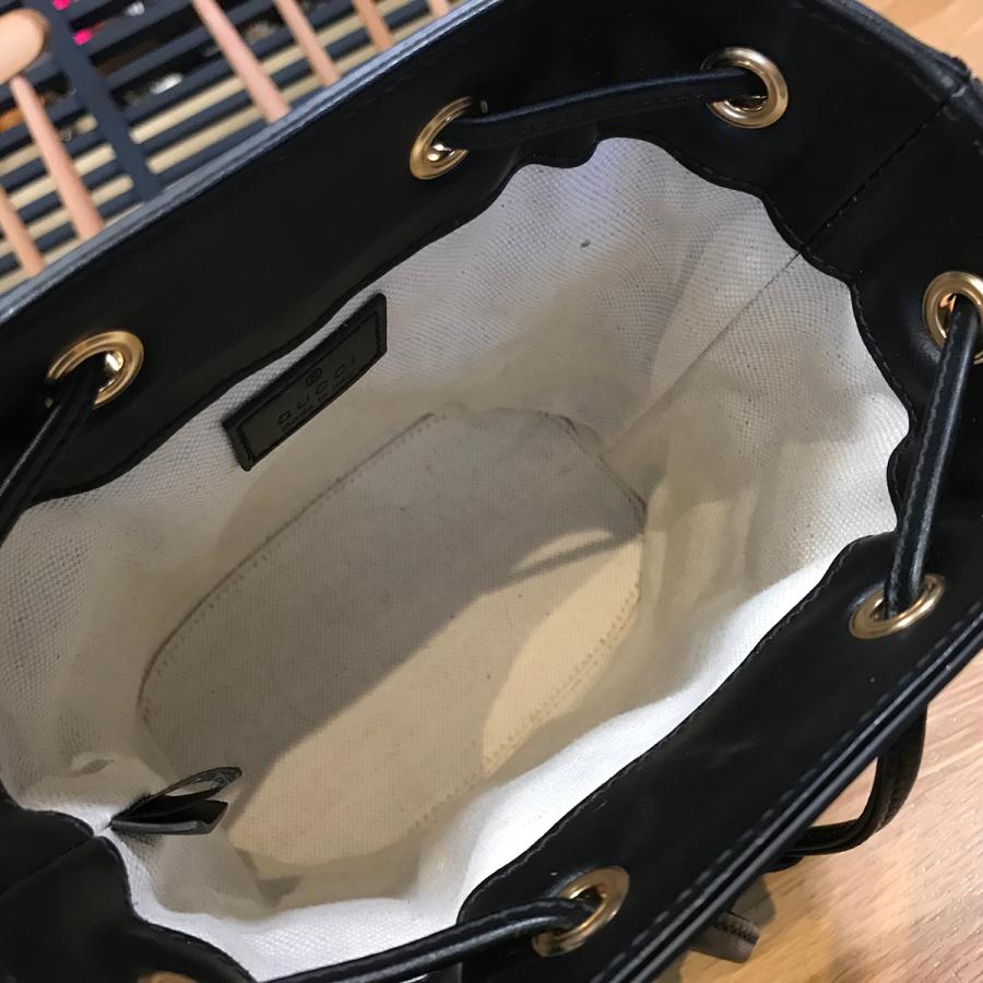 GUCCI 【新品未使用】グッチ GGマトラッセ バケットバッグ GUCCI 【新品未使用】グッチ GGマトラッセ バケットバッグ