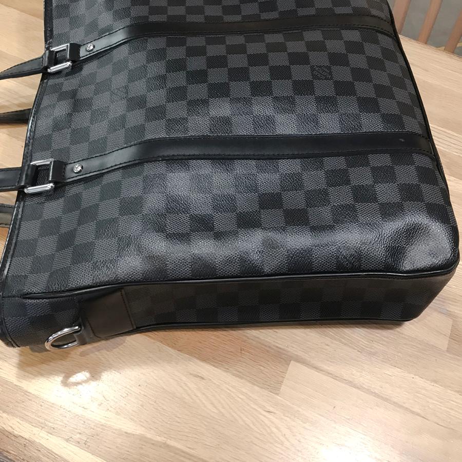 LOUIS VUITTON 【美品】ルイヴィトン ダミエグラフィット タダオ LOUIS VUITTON 【美品】ルイヴィトン ダミエグラフィット タダオ