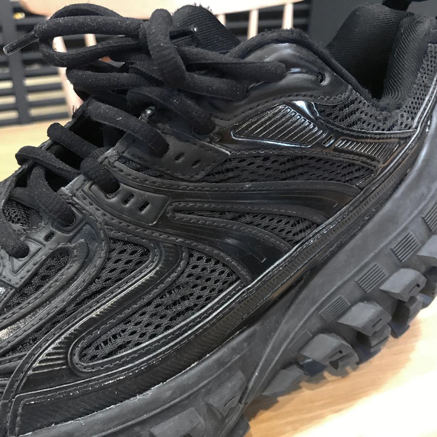 BALENCIAGA 【超美品】バレンシアガ バウンサー ディフェンダー BALENCIAGA 【超美品】バレンシアガ バウンサー ディフェンダー
