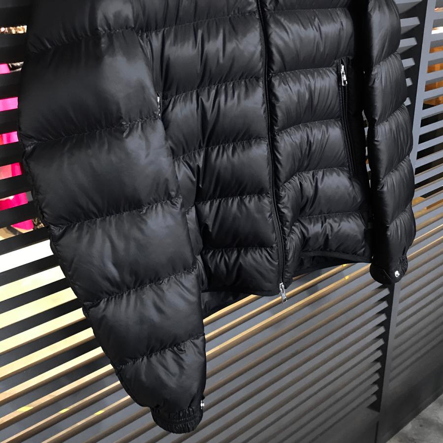 MONCLER（モンクレール） 【美品】モンクレール ヴェルテ VERTE