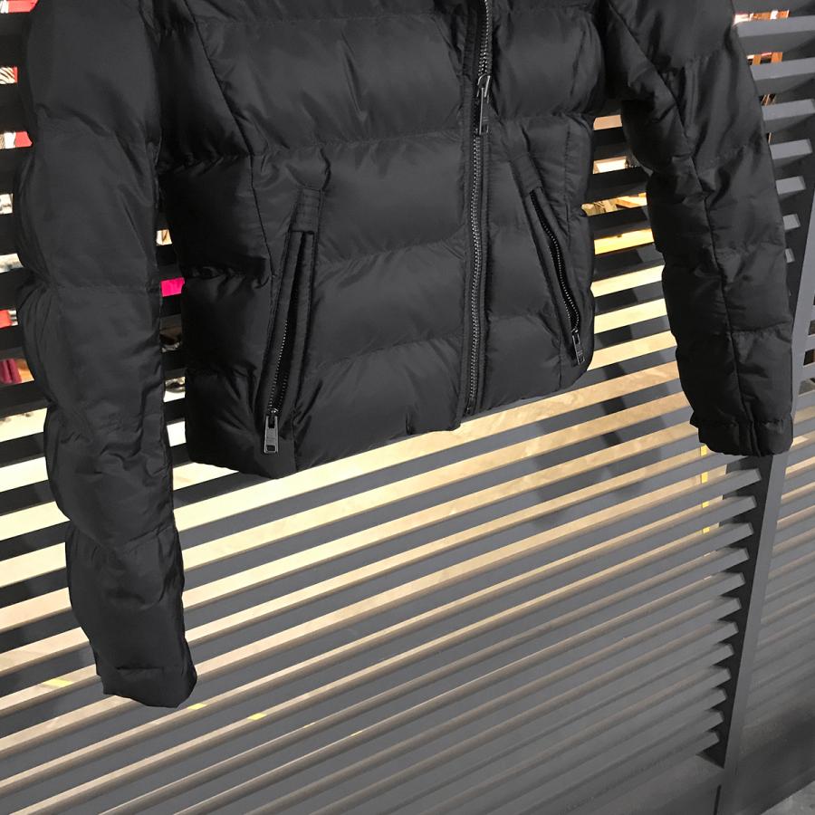PRADA 【超美品】プラダ ファー付き ダウンジャケット ブラック PRADA 【超美品】プラダ ファー付き ダウンジャケット ブラック