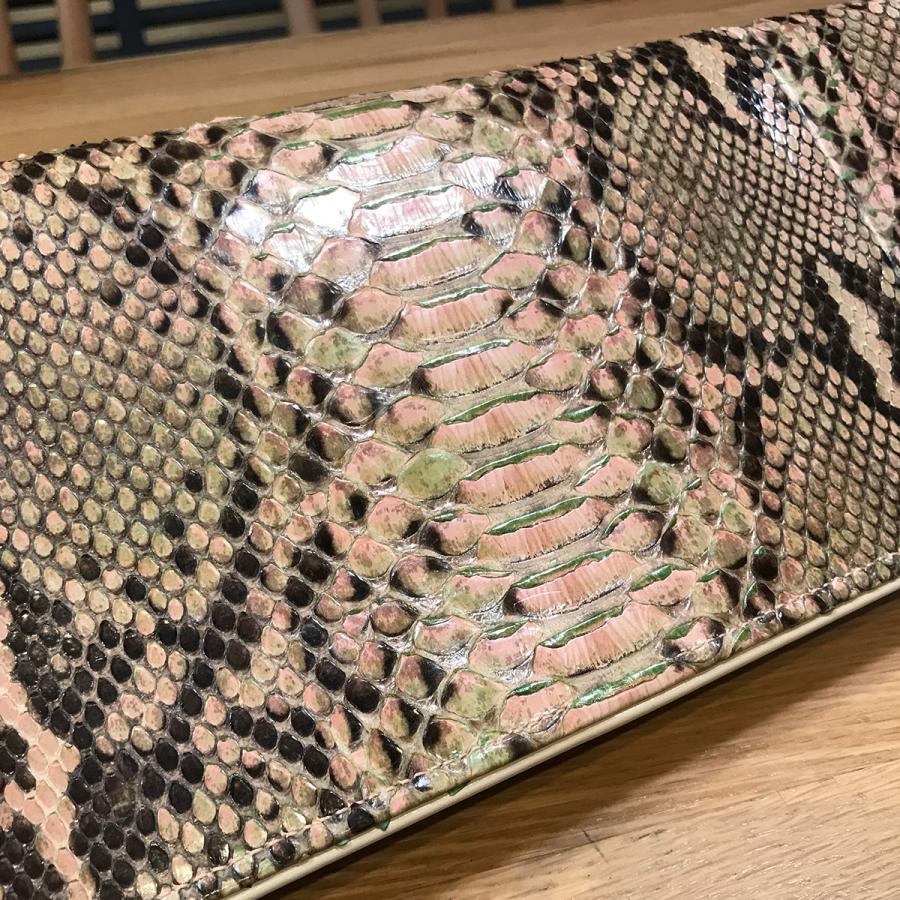 LOEWE（ロエベ） 【超美品】ロエベ クラッチバッグ パイソン ヘビ革 