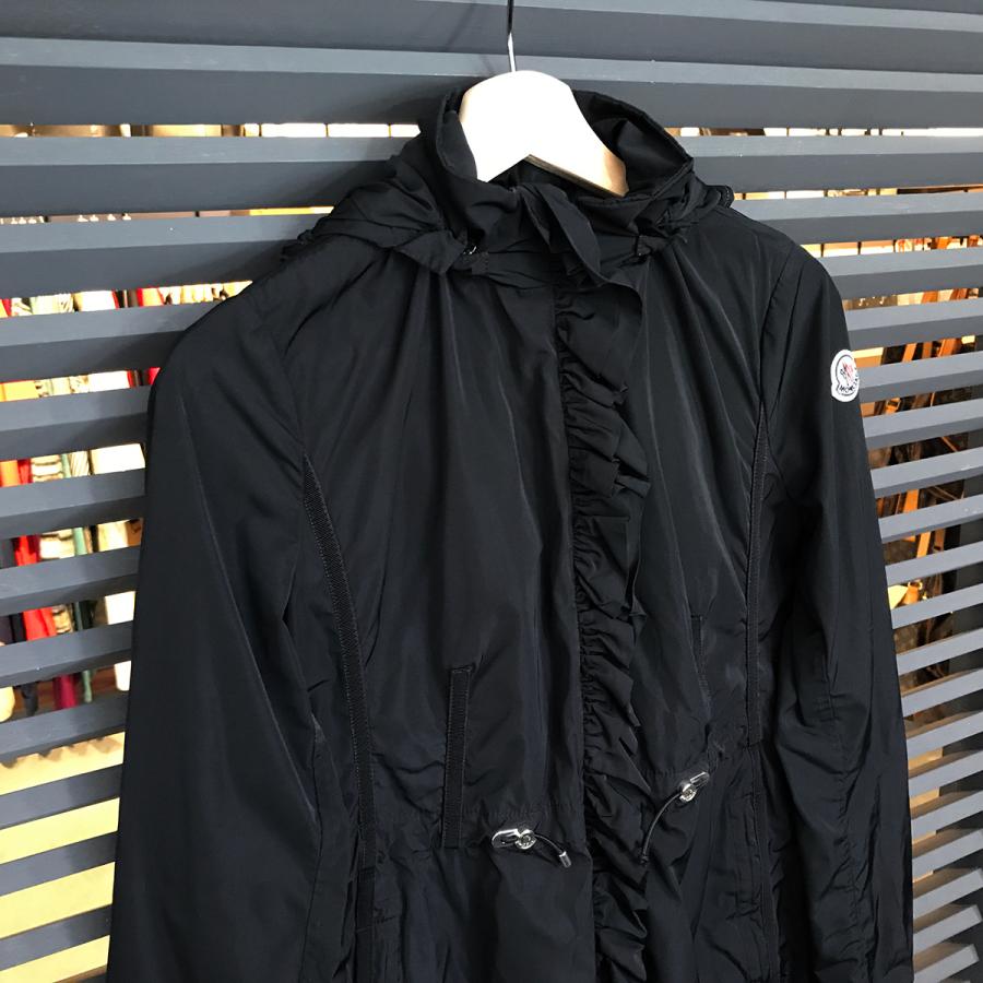 美品　MONCLER （モンクレール）スプリングコート MONCLER（モンクレール） コート Laerteパーカー レディース