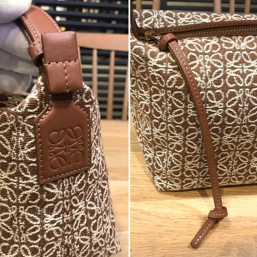 LOEWE 【新品未使用】ロエベ アナグラムジャガードキャンバス LOEWE 【新品未使用】ロエベ アナグラムジャガードキャンバス