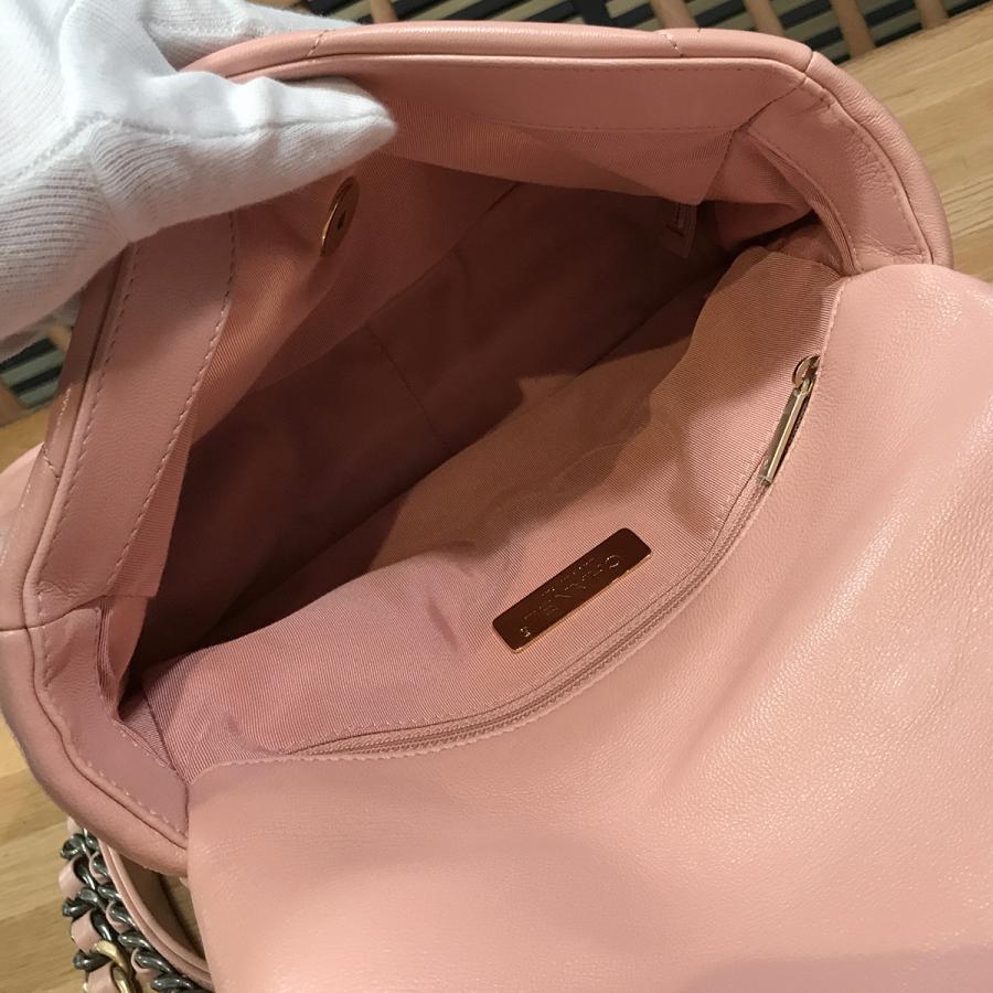 CHANEL（シャネル） 【超美品】シャネル CHANEL19 チェーンショルダー