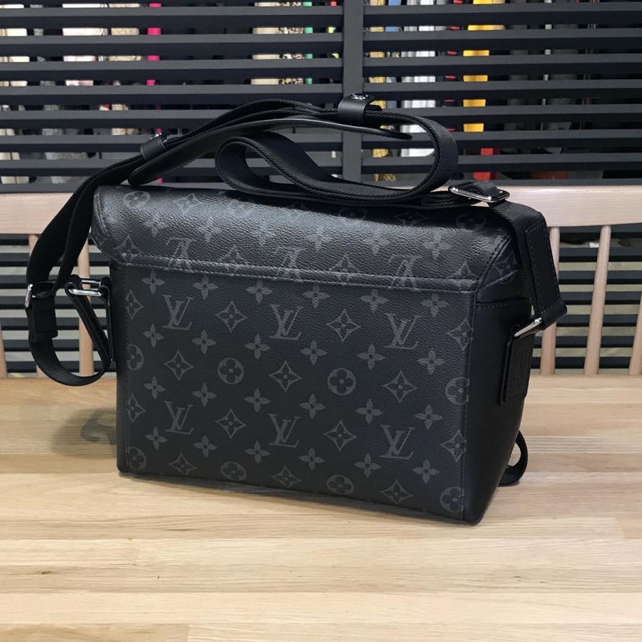 LOUIS VUITTON 【新品同様】ルイヴィトン モノグラムエクリプス 