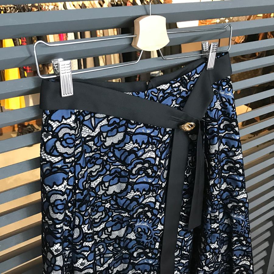 LOUIS VUITTON（ルイ・ヴィトン） 【超美品】ルイヴィトン フレア