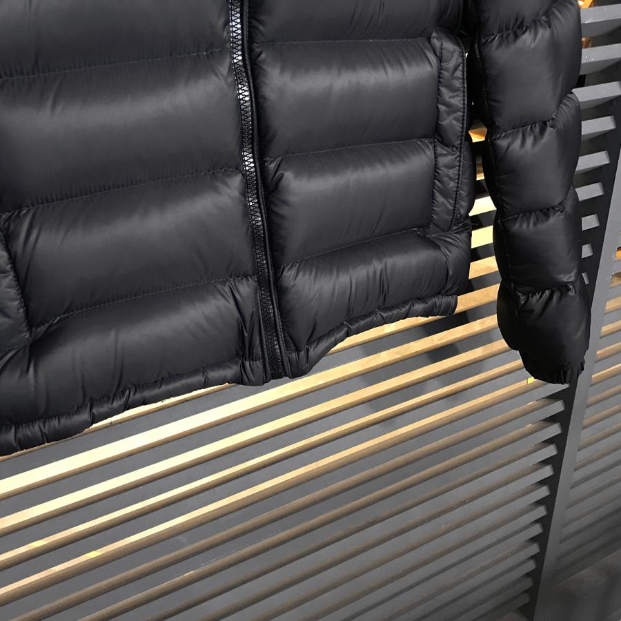 MONCLER（モンクレール） 【超美品】モンクレール キッズ ダウン