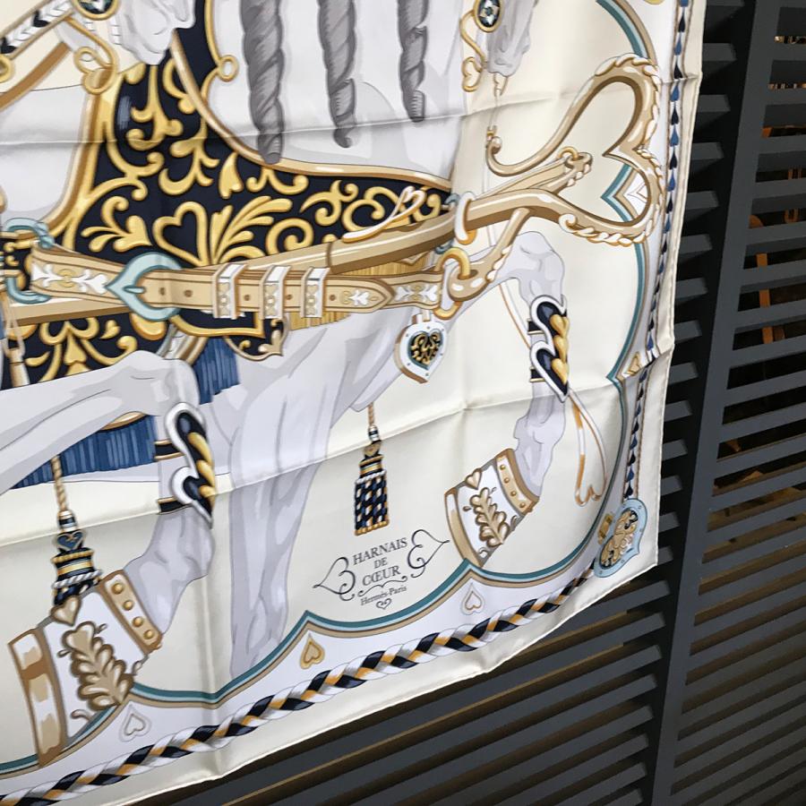 HERMES 【新品未使用】エルメス カレ90 アルネ・ドゥ・クール HERMES 【新品未使用】エルメス カレ90 アルネ・ドゥ・クール