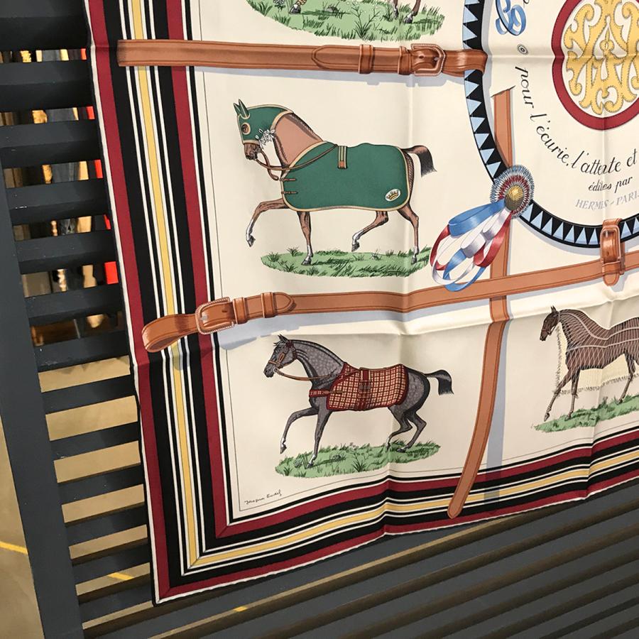 HERMES 【新品未使用】エルメス カレ90 COUVERTURES ET TENUES HERMES 【新品未使用】エルメス カレ90 COUVERTURES ET TENUES