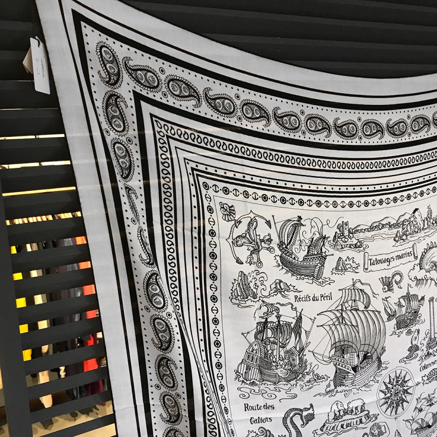 エルメス  カレディアン 船乗りのタトゥー 総柄カシミア混スカーフ メンズ HERMES - エルメス カレディアン 船乗りのタトゥー 総柄カシミア混