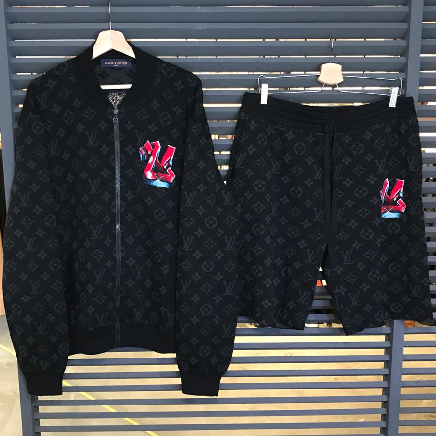 LOUIS VUITTON 【新品同様】ルイヴィトン モノグラム 22AW LOUIS VUITTON 【新品同様】ルイヴィトン モノグラム 22AW