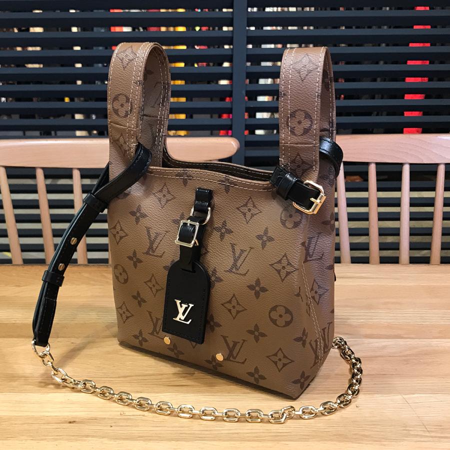 【激レア】ルイヴィトン ジッピーパース トランスフォームド モノグラム 激レア】ルイヴィトン ジッピーパース トランスフォームド モノグラム