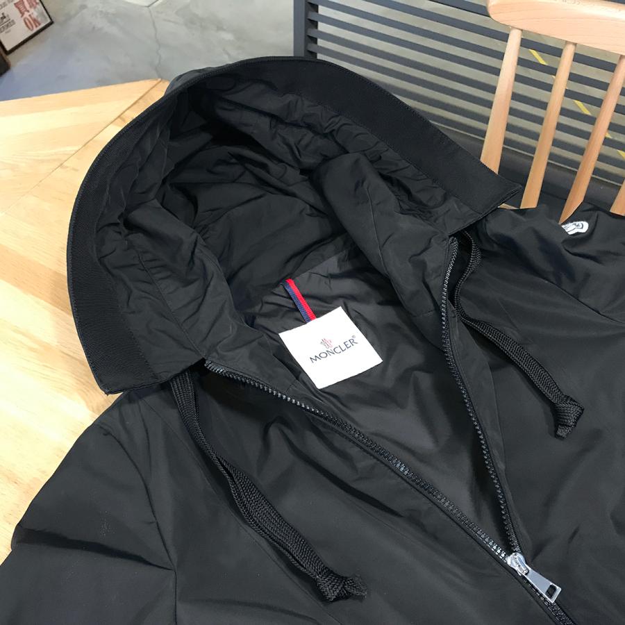 MONCLER 【超美品】モンクレール ナイロンジャケット TOPAZE MONCLER 【超美品】モンクレール ナイロンジャケット TOPAZE