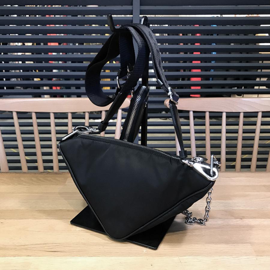 PRADA（プラダ） 【未使用】プラダ Re-Edition トライアングル