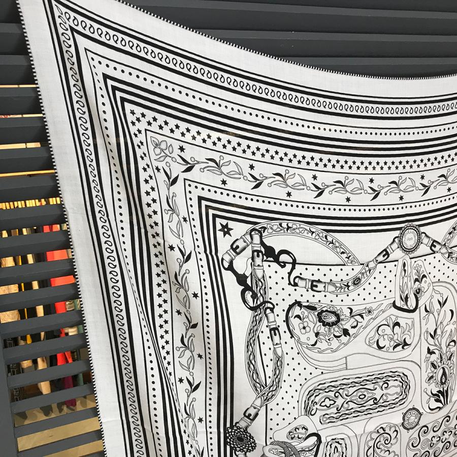 HERMES 【新品同様】エルメス カレジェアン140 アマゾンの祭典 HERMES 【新品同様】エルメス カレジェアン140 アマゾンの祭典