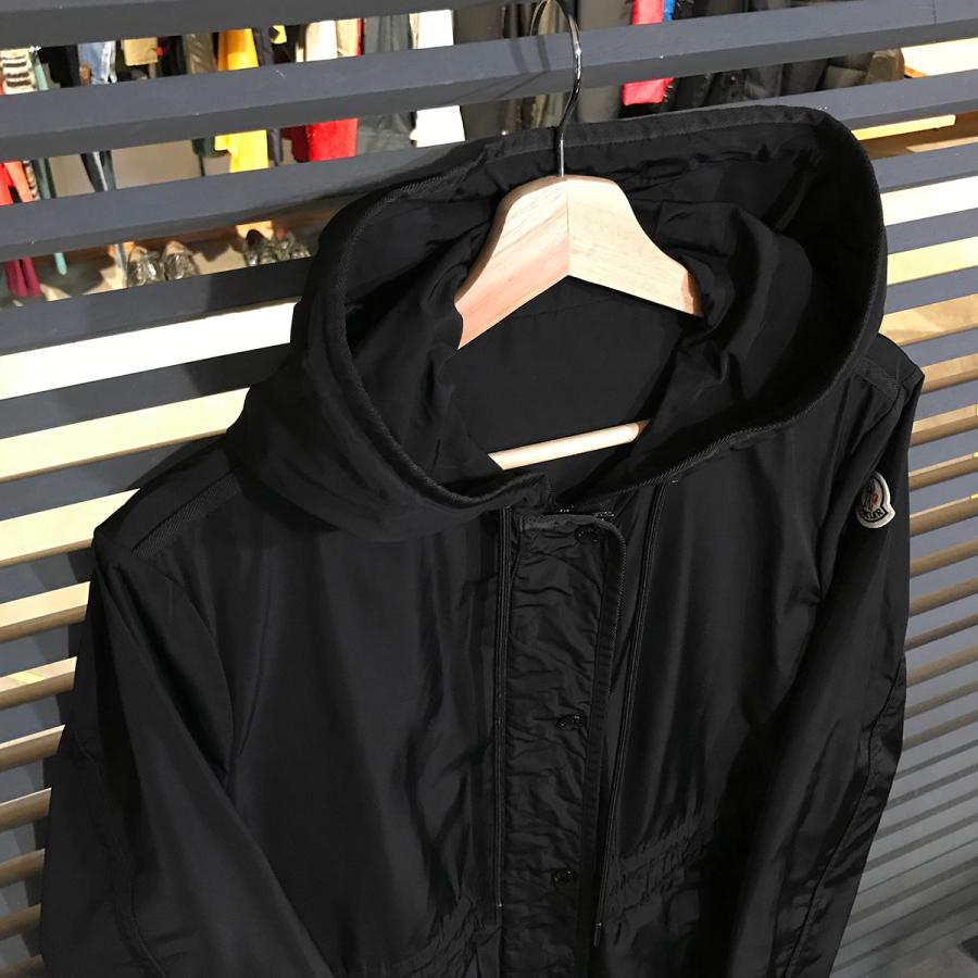 MONCLER 【超美品】モンクレール ナイロンコート レブリス MONCLER 【超美品】モンクレール ナイロンコート レブリス