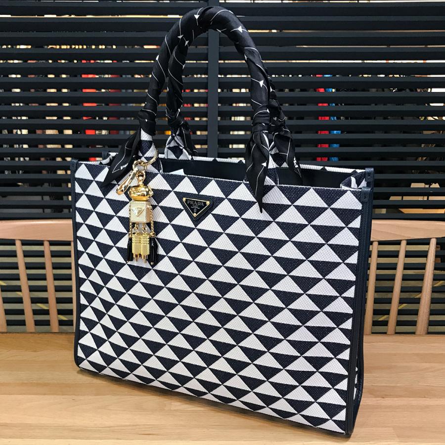 PRADA（プラダ） 【未使用】プラダ シンボル エンブロイダリー