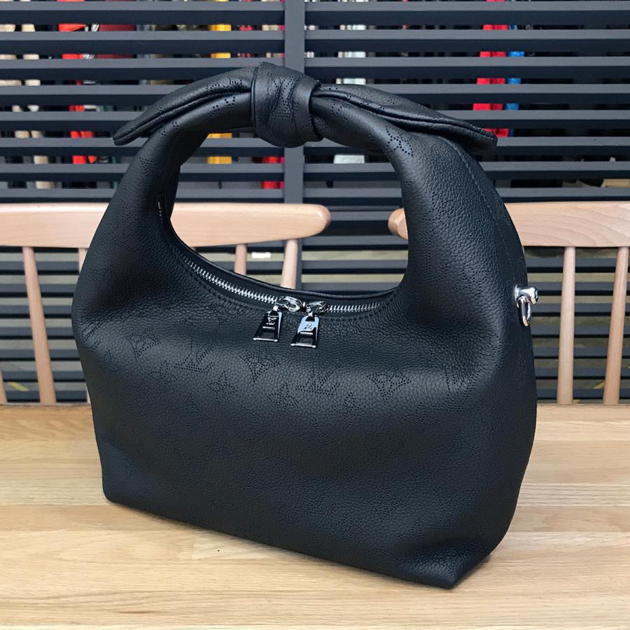 LOUIS VUITTON 【新品同様】ルイヴィトン モノグラムマヒナ LOUIS VUITTON 【新品同様】ルイヴィトン モノグラムマヒナ