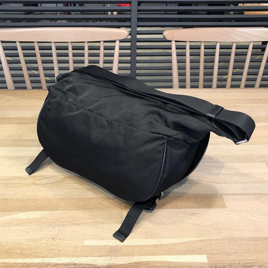 PRADA（プラダ） 【超美品】プラダ リナイロン ボディバッグ ウエスト