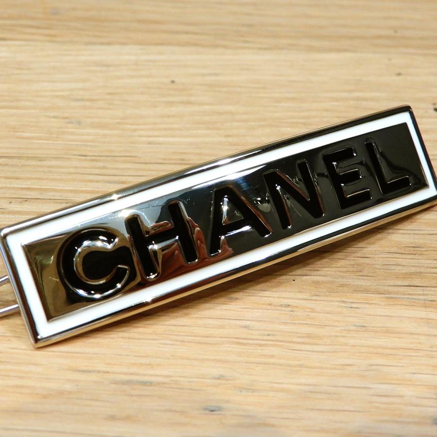 【新品同様】シャネル バレッタ CHANELロゴ シャンパンゴールド B21B AB6728 ヘアアクセサリー スクエア 13948の画像