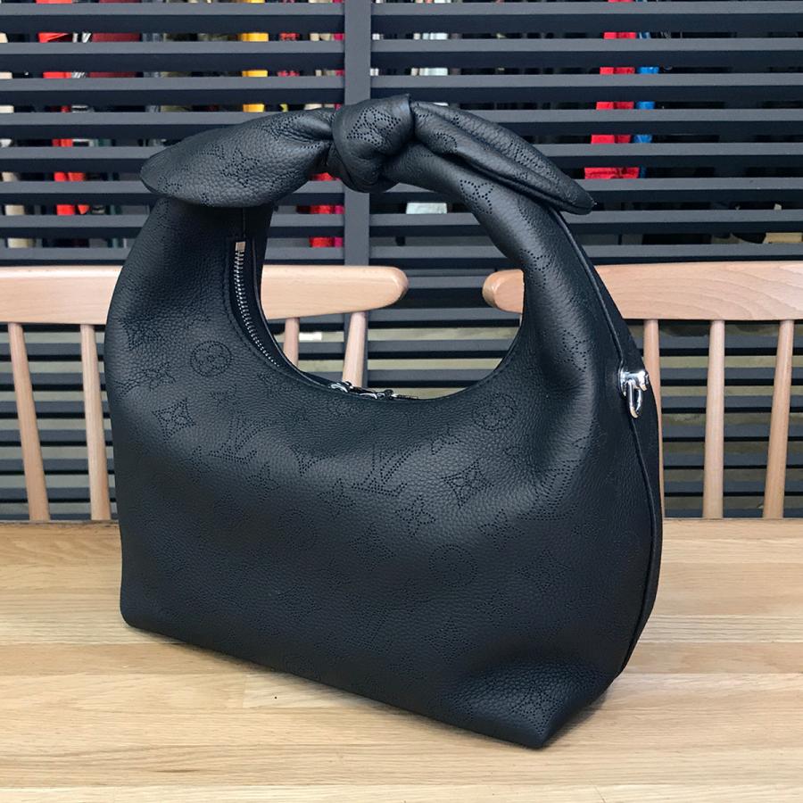 LOUIS VUITTON（ルイ・ヴィトン） 【新品同様】ルイヴィトン