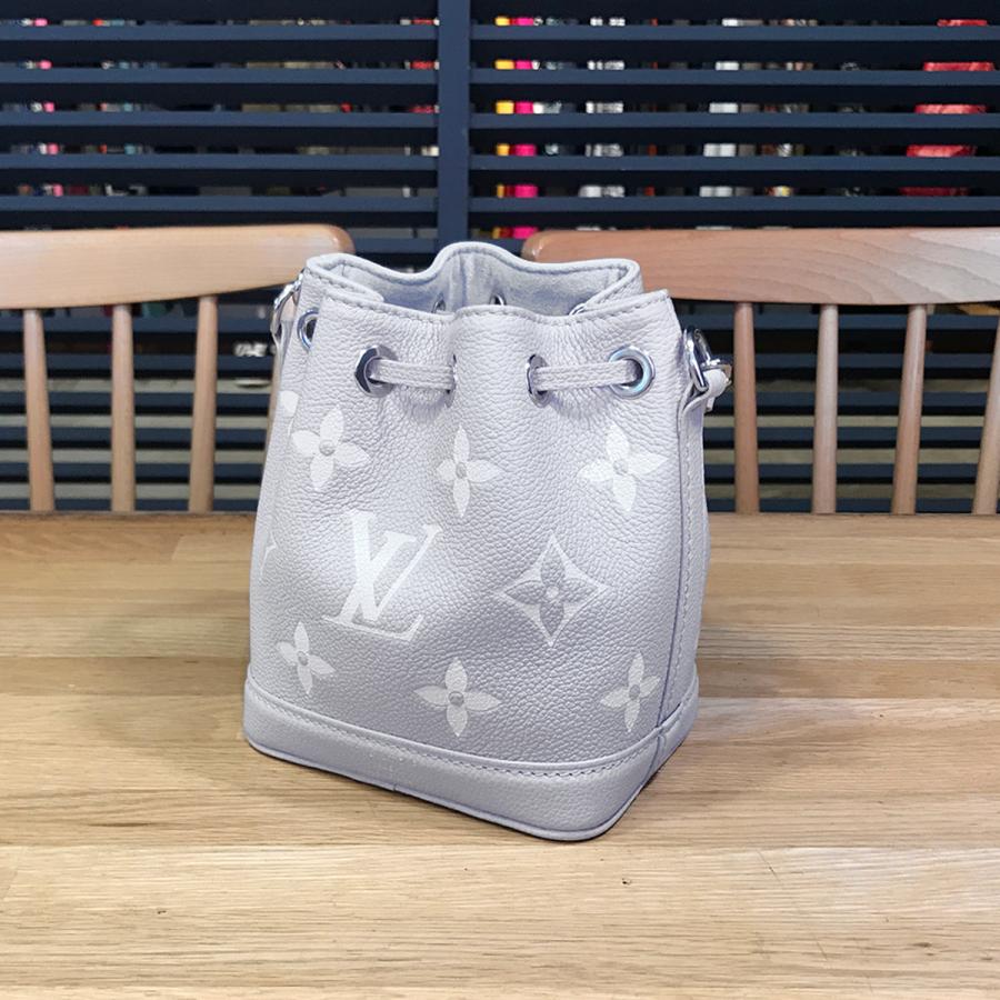 LOUIS VUITTON（ルイ・ヴィトン） 【新品同様】ルイヴィトン バイ