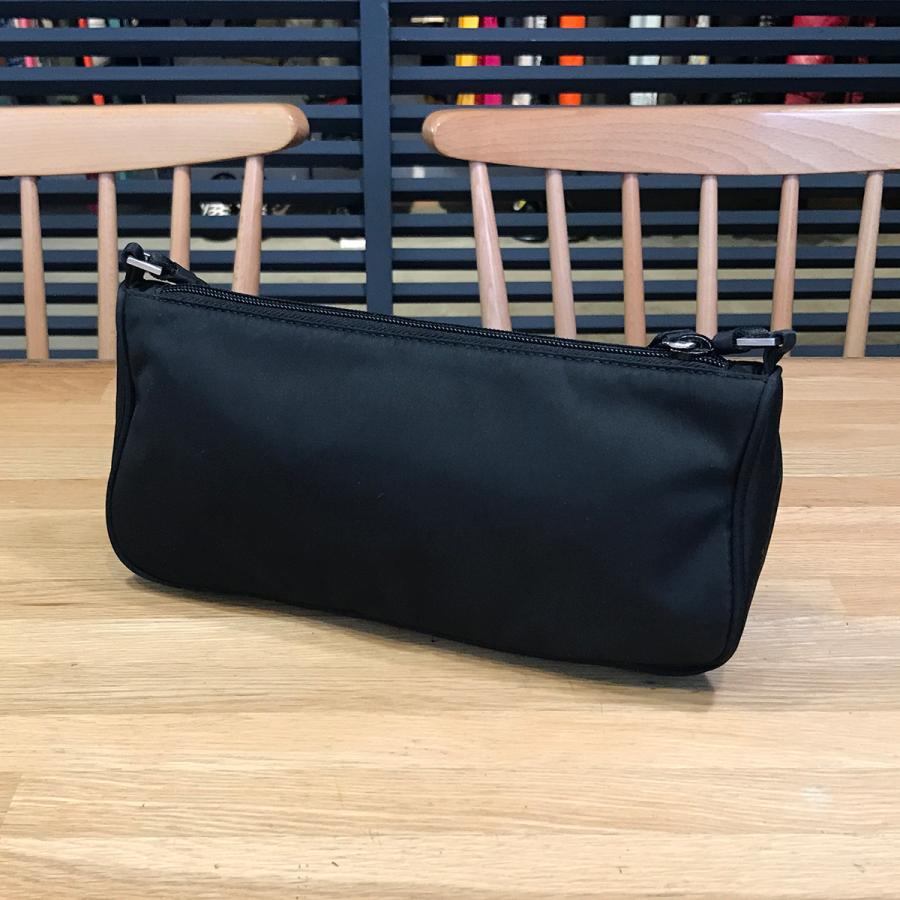 プラダ MV633 アクセサリーポーチ ミニバッグ ポーチ ブラック PRADA（プラダ） 【超美品】 アクセサリーポーチ ナイロン ブラック