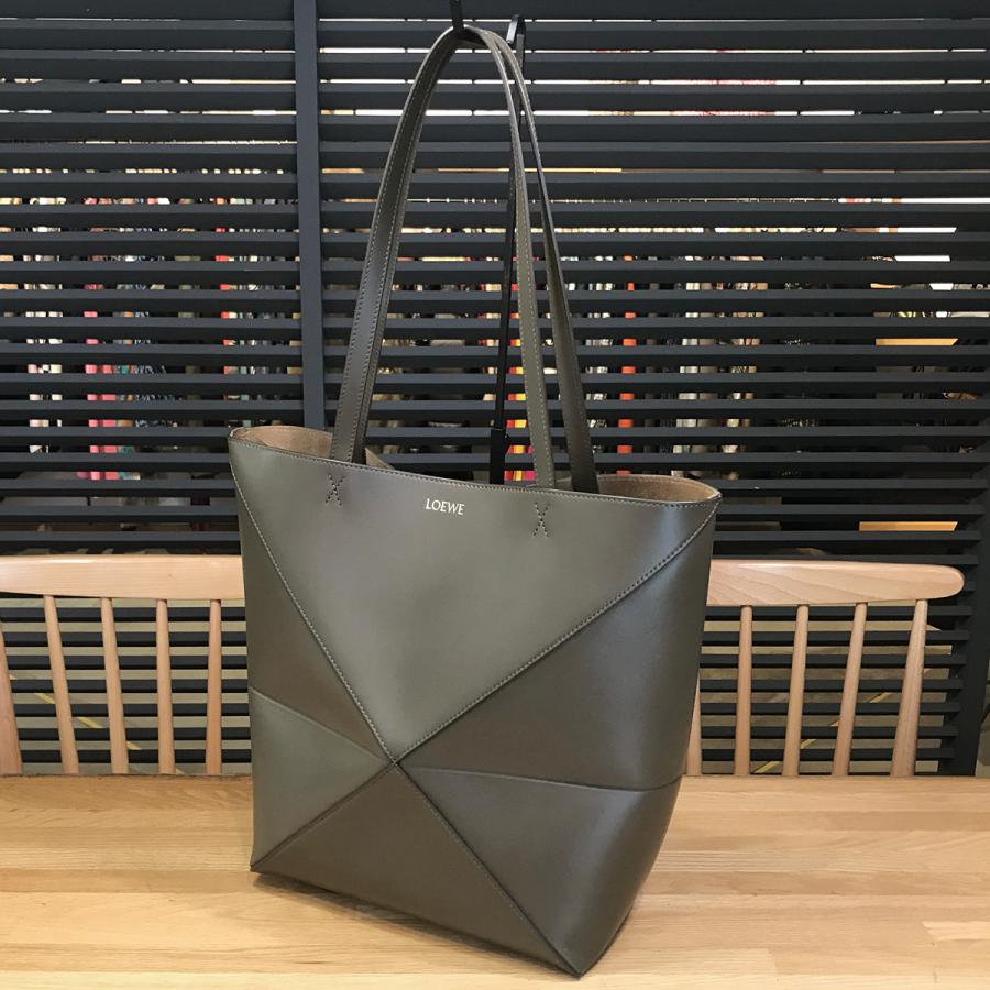 LOEWE（ロエベ） 【新品未使用】ロエベ パズル フォルドトート