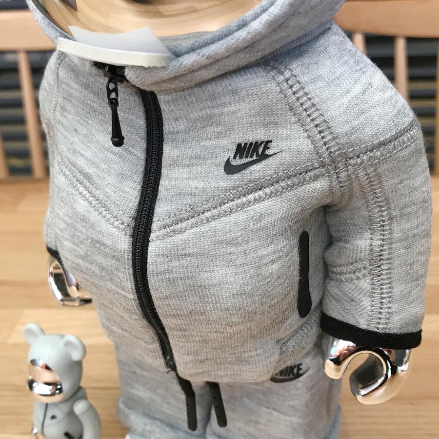 BE@RBRICK 【新品未使用】ベアブリック ナイキ コラボ テックフリース