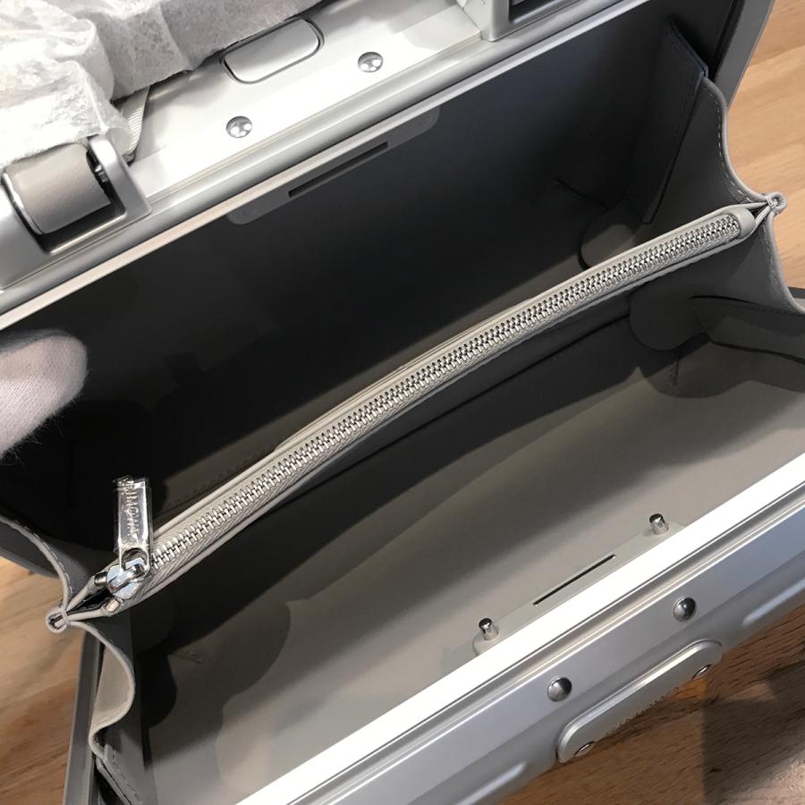 RIMOWA（リモワ） 【新品未使用】リモワ クロスボディバッグ 19