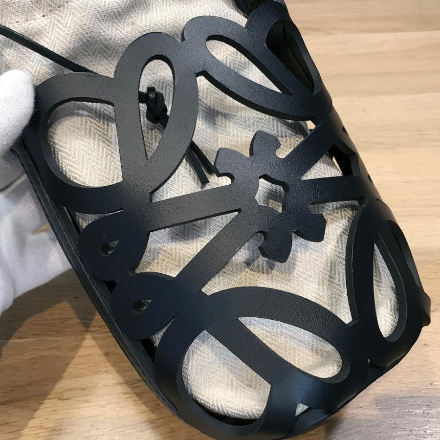 LOEWE（ロエベ） 【新品同様】ロエベ アナグラム カットアウト