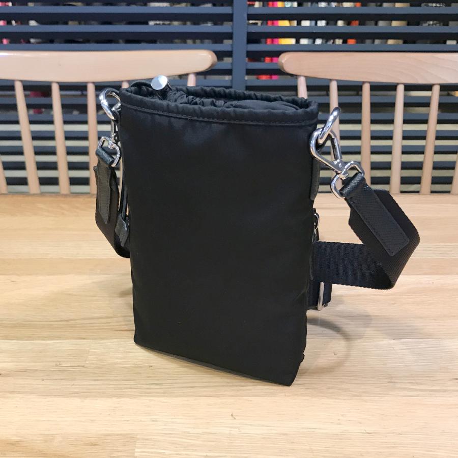 PRADA（プラダ） 【新品未使用】プラダ リナイロン スマホショルダー