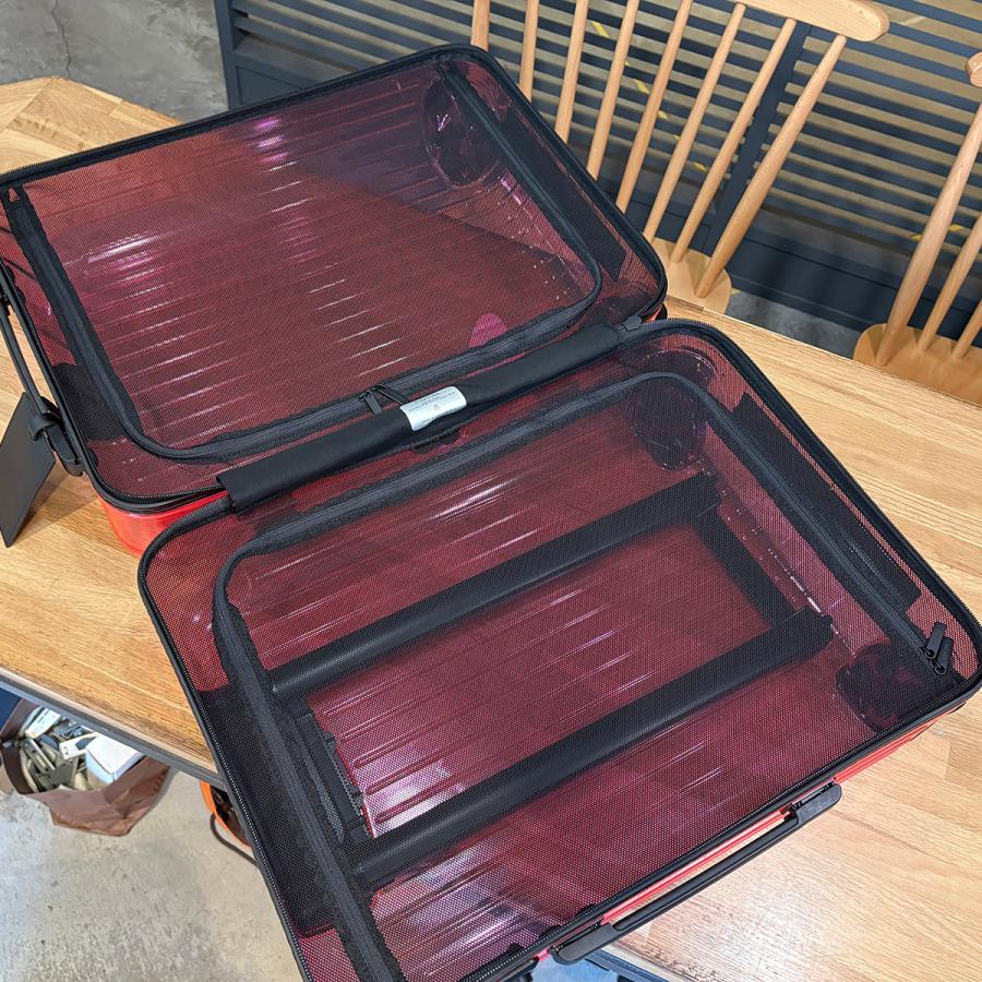 RIMOWA（リモワ） 【超美品】 レア エッセンシャル ネオン キャビン