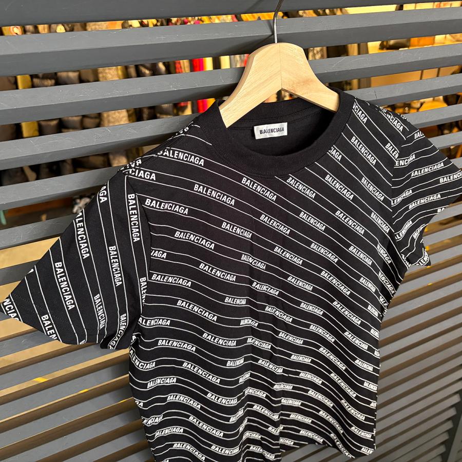 BALENCIAGA（バレンシアガ） 【超美品】バレンシアガ マルチロゴ 総柄 