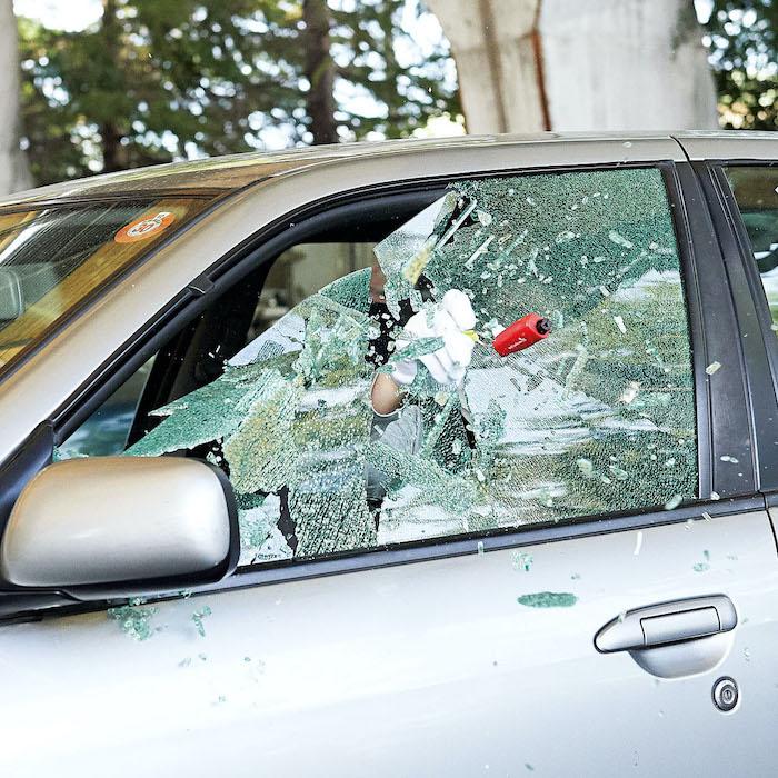 車 窓ガラス 割る 緊急 脱出ハンマー カッター付き コンパクト 女性でもお年寄りでも コジット |  | 08
